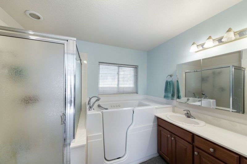 Increase Your Bathtub Installation Business with an AI Driven, Targeted Website